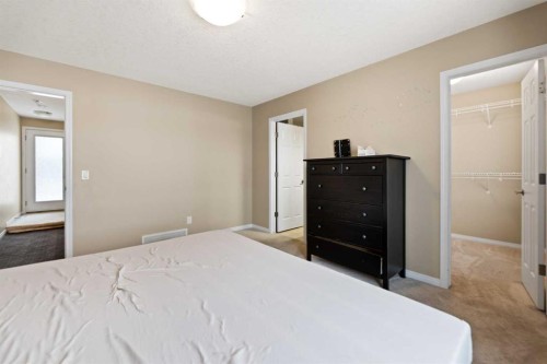 10622 Cityscape Drive Ne, Calgary, AB - Indoor Photo Showing Bedroom