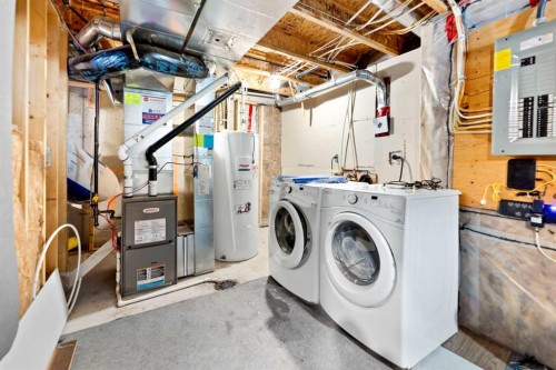 10622 Cityscape Drive Ne, Calgary, AB - Indoor Photo Showing Laundry Room