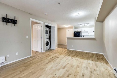 8106-70 Panamount Drive Nw, Calgary, AB - Indoor