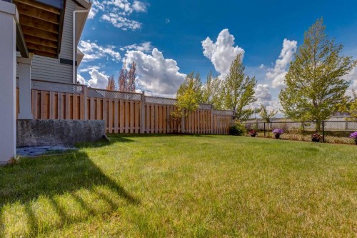 251 Kingsbridge Road Se, Airdrie, AB - Outdoor