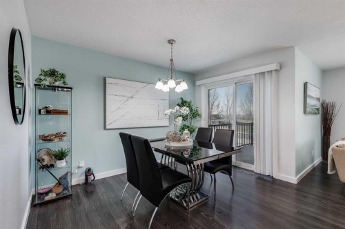 251 Kingsbridge Road Se, Airdrie, AB - Indoor Photo Showing Dining Room