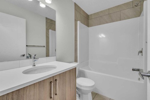 268 Legacy Glen Parade Se, Calgary, AB - Indoor Photo Showing Bathroom