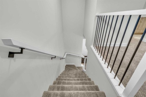 268 Legacy Glen Parade Se, Calgary, AB - Indoor Photo Showing Other Room