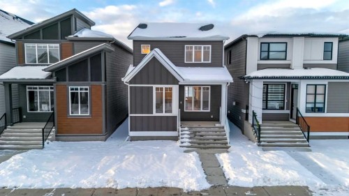 94 Royston Park Nw, Calgary, AB - Outdoor With Facade