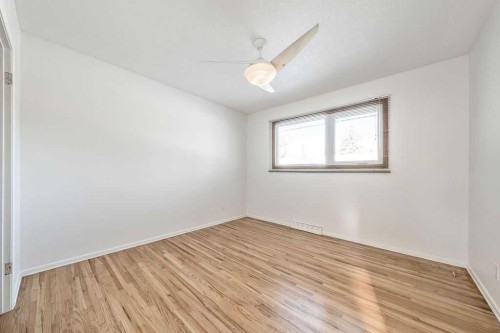 31 Arbour Crescent Se, Calgary, AB - Indoor Photo Showing Other Room