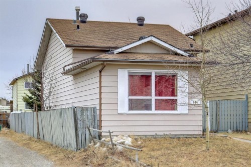 144 Whitmire Road Ne, Calgary, AB - Outdoor
