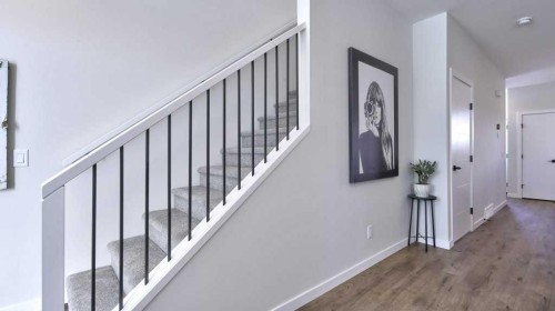 770 Wolf Willow Boulevard Se, Calgary, AB - Indoor Photo Showing Other Room