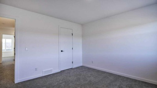 774 Wolf Willow Boulevard Se, Calgary, AB - Indoor Photo Showing Other Room