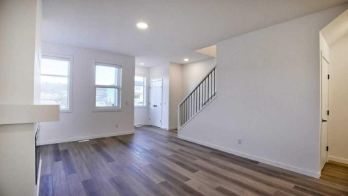 774 Wolf Willow Boulevard Se, Calgary, AB - Indoor Photo Showing Other Room