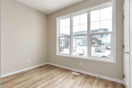 127 Montane Link Se, High River, AB - Indoor Photo Showing Other Room