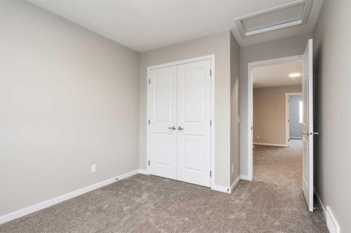 127 Montane Link Se, High River, AB - Indoor Photo Showing Other Room