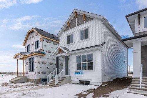 127 Montane Link Se, High River, AB - Outdoor