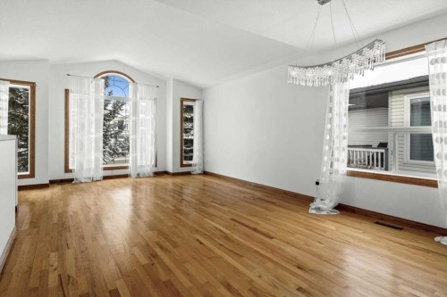 9095 Scurfield Drive Nw, Calgary, AB - Indoor