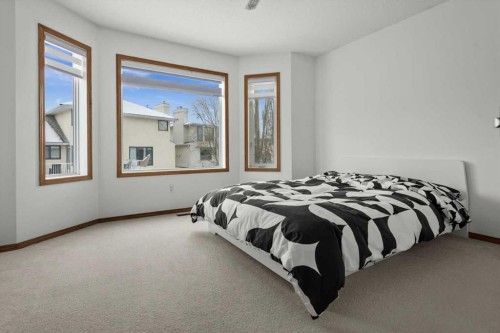 9095 Scurfield Drive Nw, Calgary, AB - Indoor Photo Showing Bedroom