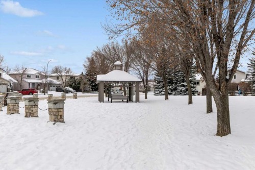 9095 Scurfield Drive Nw, Calgary, AB - Outdoor