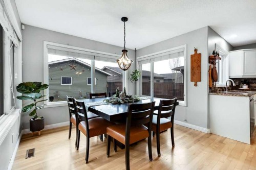 208 Prestwick Manor Se, Calgary, AB 