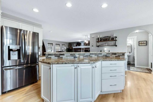 208 Prestwick Manor Se, Calgary, AB 