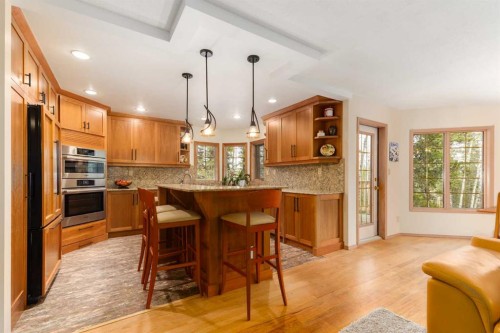 231031 Forestry Way, Bragg Creek, AB - Indoor