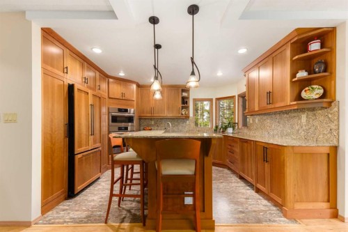 231031 Forestry Way, Bragg Creek, AB - Indoor