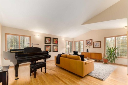 231031 Forestry Way, Bragg Creek, AB - Indoor