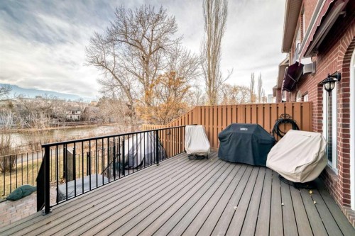 2431 Erlton Street Sw, Calgary, AB - Outdoor With Exterior