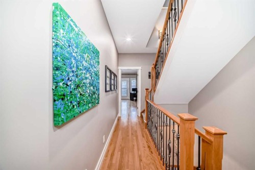 2431 Erlton Street Sw, Calgary, AB - Indoor Photo Showing Other Room