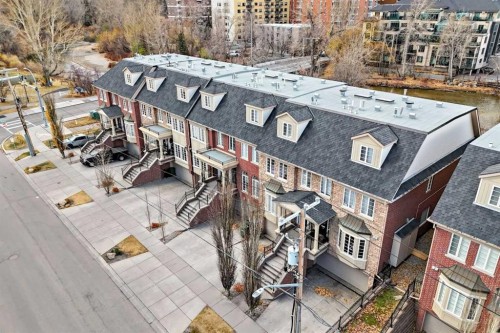 2431 Erlton Street Sw, Calgary, AB - Outdoor