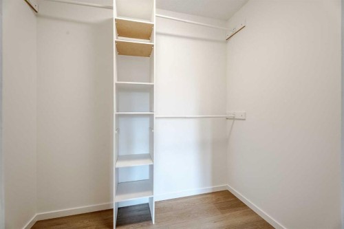 110-330 Canterbury Drive Sw, Calgary, AB - Indoor With Storage