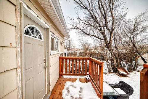 460 3 Street, Drumheller, AB - Outdoor With Exterior