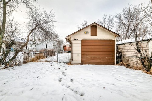 460 3 Street, Drumheller, AB - Outdoor