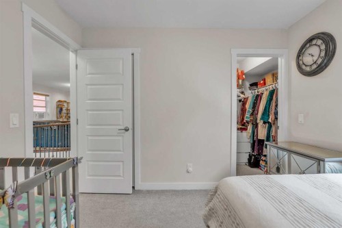 7672 80 Avenue Ne, Calgary, AB - Indoor Photo Showing Bedroom