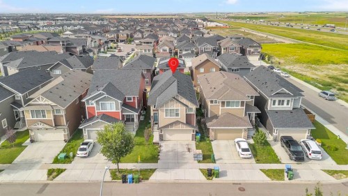 7672 80 Avenue Ne, Calgary, AB - Outdoor