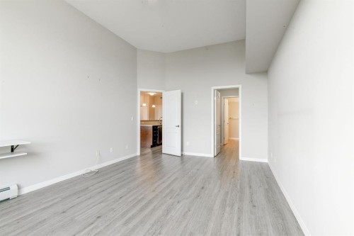 432-1 Crystal Green Lane, Okotoks, AB - Indoor Photo Showing Other Room