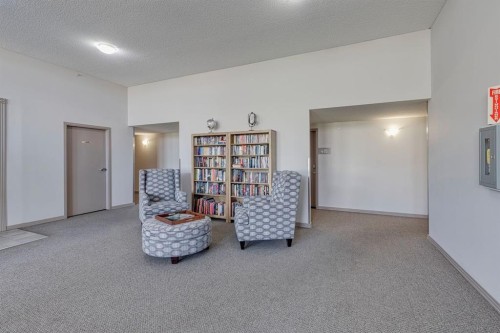 432-1 Crystal Green Lane, Okotoks, AB - Indoor