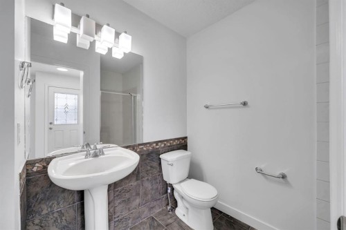 11 Hidden Valley Link Nw, Calgary, AB - Indoor Photo Showing Bathroom
