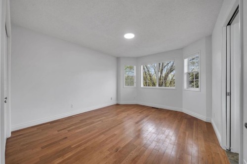 11 Hidden Valley Link Nw, Calgary, AB - Indoor Photo Showing Other Room