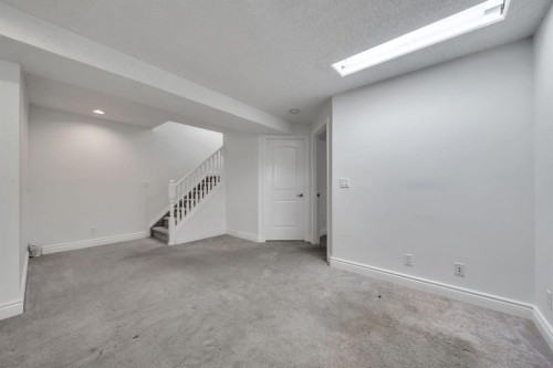 11 Hidden Valley Link Nw, Calgary, AB - Indoor Photo Showing Other Room