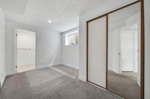 11 Hidden Valley Link Nw, Calgary, AB - Indoor Photo Showing Other Room