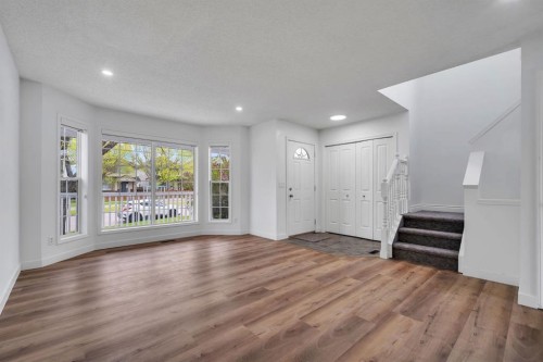 11 Hidden Valley Link Nw, Calgary, AB - Indoor Photo Showing Other Room