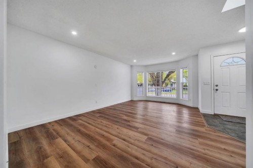 11 Hidden Valley Link Nw, Calgary, AB - Indoor