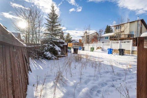 15 Edgedale Way Nw, Calgary, AB - Outdoor