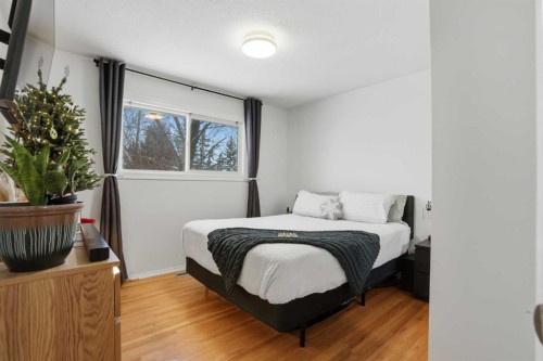 67 Margate Place Ne, Calgary, AB - Indoor Photo Showing Bedroom