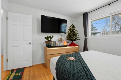 67 Margate Place Ne, Calgary, AB - Indoor Photo Showing Bedroom