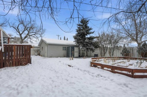 67 Margate Place Ne, Calgary, AB - Outdoor