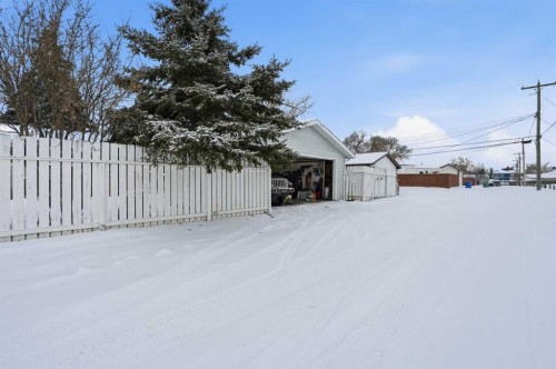 67 Margate Place Ne, Calgary, AB - Outdoor