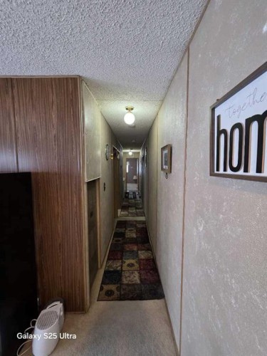 5302 Birch Road, Olds, AB - Indoor Photo Showing Other Room