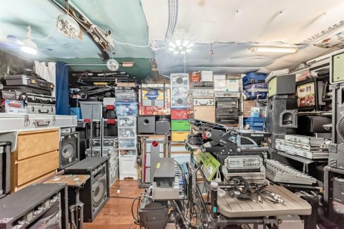 109 Millview Square Sw, Calgary, AB - Indoor