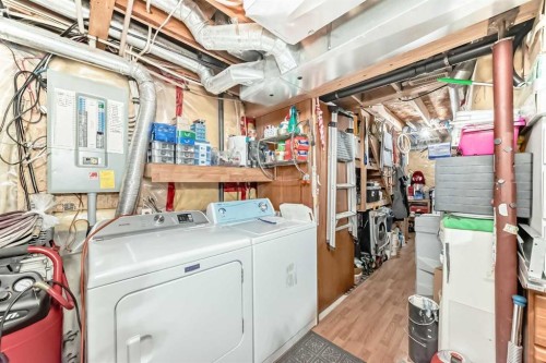 109 Millview Square Sw, Calgary, AB - Indoor Photo Showing Laundry Room