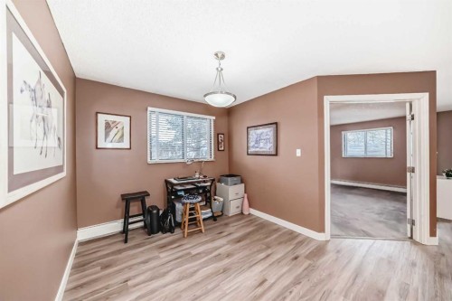 302-2611 1 Avenue Nw, Calgary, AB - Indoor Photo Showing Other Room