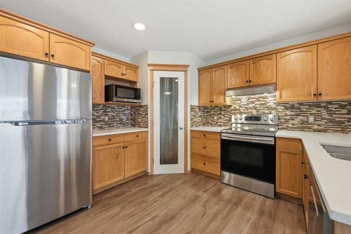83 Taralea Crescent Ne, Calgary, AB - Indoor Photo Showing Kitchen With Stainless Steel Kitchen